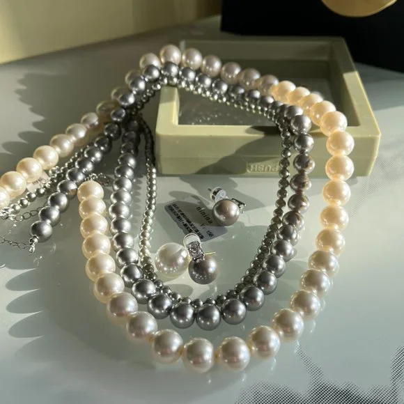 Freshwater pearl necklace - Picture 3 of 4